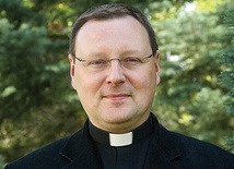▲	Biskup nominat przyjmie święcenia 19 grudnia w katedrze warszawsko-praskiej