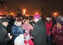 Często mieszkańcy Elbląga mieli okazję, by podzielić się opłatkiem nawet ze swoim biskupem.