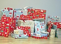 ▲	Tegoroczna zbiórka trwa do 10 grudnia. Darczyńcy nie przynoszą prezentów do hospicjum, sposób i czas ich przekazania ustalają indywidualnie z odpowiedzialnymi za akcję. 