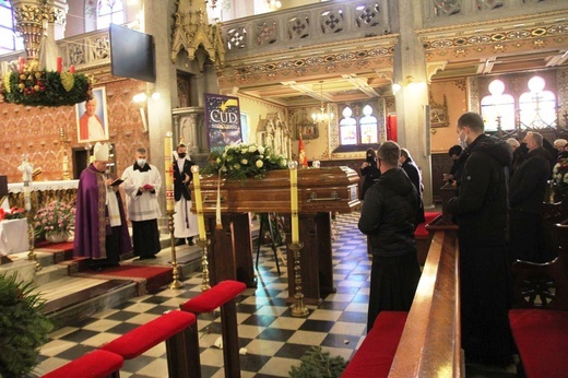 Pogrzeb Jana Bierówki w Bielsku-Białej Komorowicach
