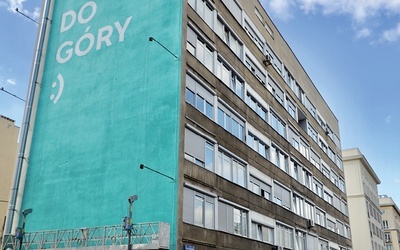 Mural przy metrze Politechnika przy ul. Waryńskiego. 21.04.2020 Warszawa