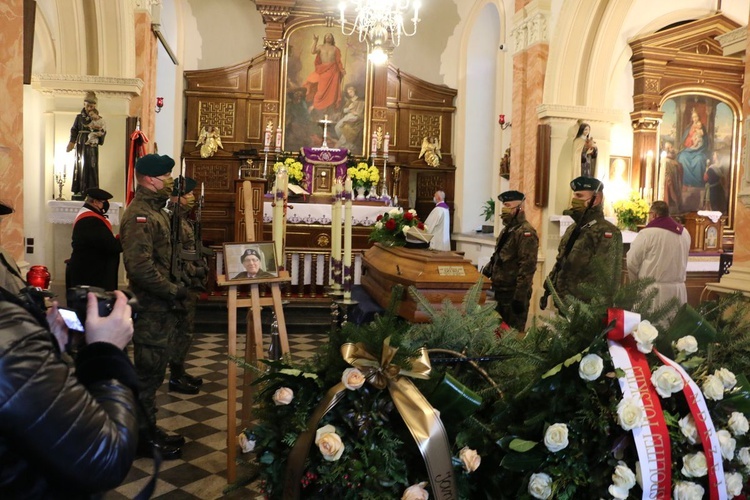 Ppłk Stanisław Szuro (1920-2020) spoczął na cmentarzu Rakowickim