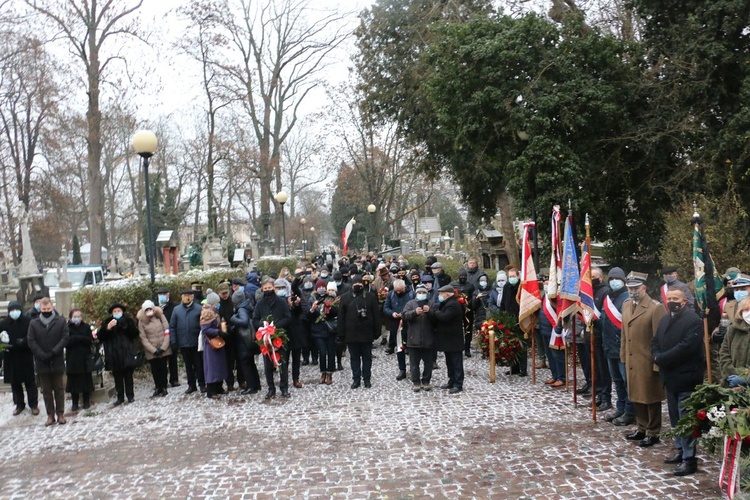 Ppłk Stanisław Szuro (1920-2020) spoczął na cmentarzu Rakowickim