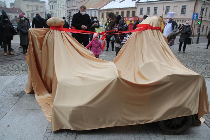 Smok i Bartolini Bartłomiej herbu Zielona Pietruszka - nowi bohaterowie na szlaku "Bajkowe Bielsko-Biała"