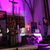Ogień dwóch Serc. Czuwanie u św. Michała Archanioła we Wrocławiu-Muchoborze Wielkim