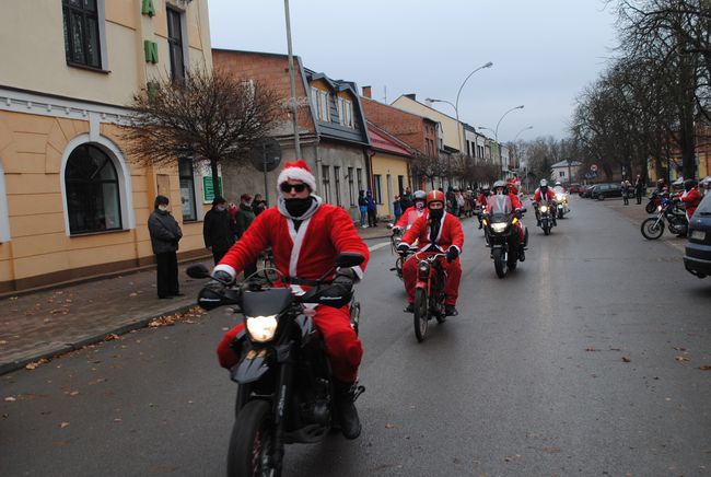 Parada Mikołajów w Rudniku nad Sanem