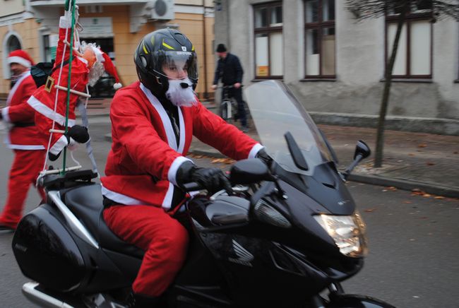 Parada Mikołajów w Rudniku nad Sanem