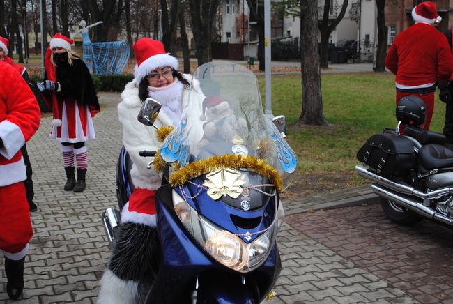 Parada Mikołajów w Rudniku nad Sanem