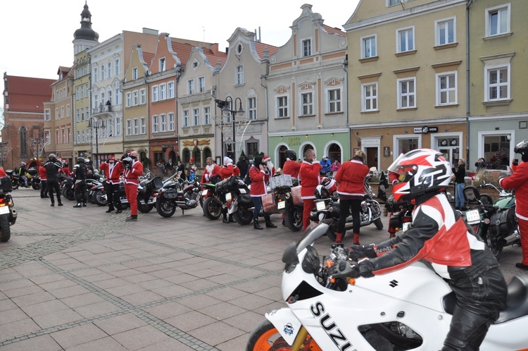 Mikołajowe oddawanie krwi i motomikołaje w Opolu