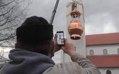 Lubań. Kościół z wieżą