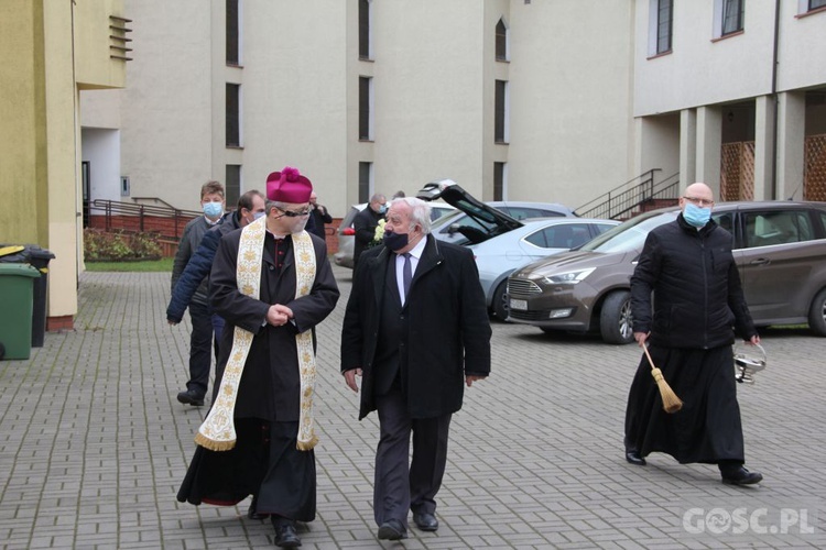 Bp Lityński poświęcił odnowiony budynek WTZ w Gorzowie Wlkp.