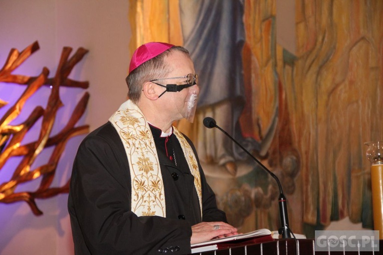 Bp Lityński poświęcił odnowiony budynek WTZ w Gorzowie Wlkp.