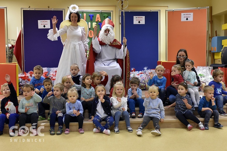 Wizyta św. Mikołaja w przedszkolu sióstr prezentek