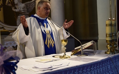 W Skiernieiwcach Mszy św. wieńczącej Godzinę Łaski przewodniczył ks. Grzegorz Pypeć.
