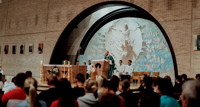 Kościół Świętej Matki Wolności w Zagrzebiu to miejsce szczególne dla młodych chorwackich katolików.