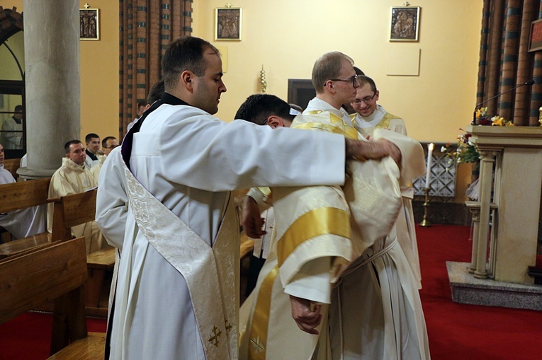 Święcenia diakonatu we wrocławskim seminarium 2020