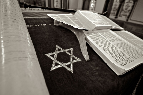 Belgia: na wniosek żydów, sędziowie uchylili zakaz liturgii