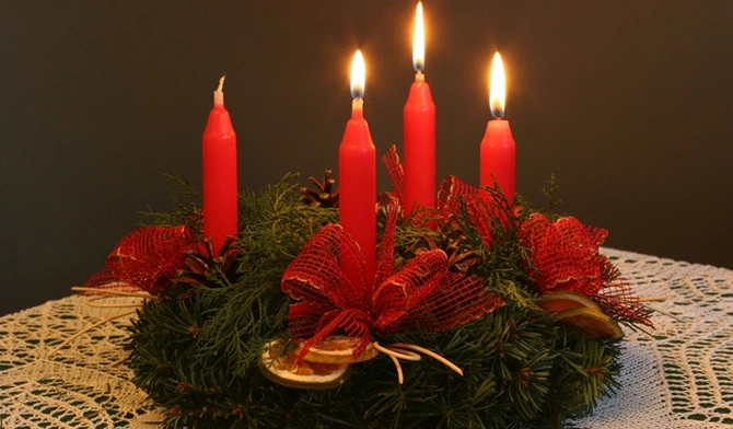 Trzecia świeca adwentowa