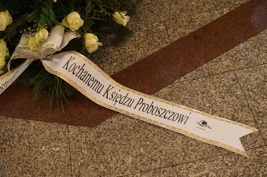 Uroczystości pogrzebowe śp. ks. Józefa Kuschego - czwartek 10.12.2020