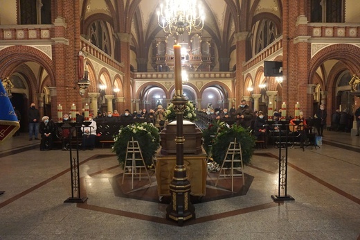 Uroczystości pogrzebowe śp. ks. Józefa Kuschego - czwartek 10.12.2020