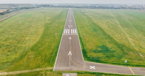Lotnisko w Gliwicach oficjalnie z nową drogą startową