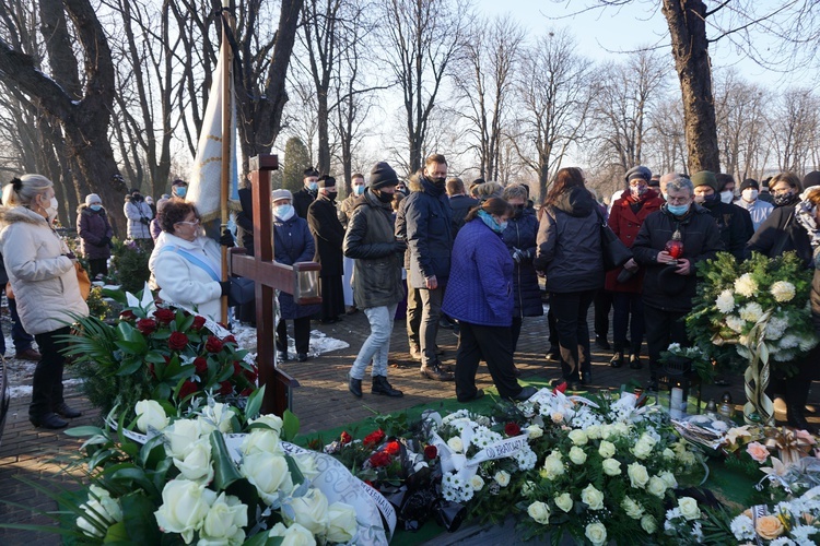 Uroczystości pogrzebowe śp. ks. Józefa Kuschego - piątek 11.12.2020