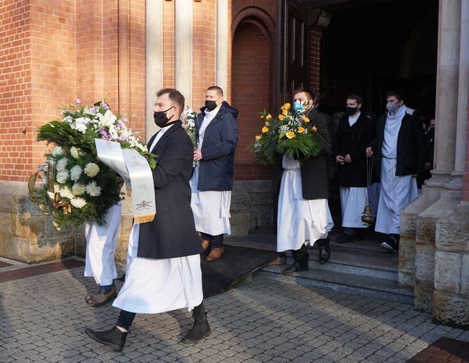 Uroczystości pogrzebowe śp. ks. Józefa Kuschego - piątek 11.12.2020