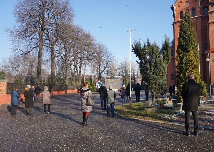 Uroczystości pogrzebowe śp. ks. Józefa Kuschego - piątek 11.12.2020