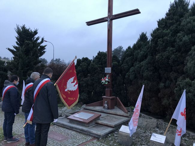 Stalowa Wola. Spotkanie przed krzyżem