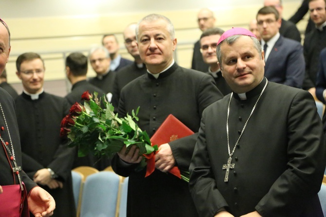 Ogłoszenie ks. Artura Ważnego biskupem