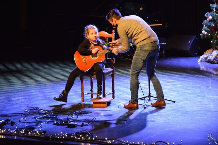 Koncert charytatywny "Światełko dla Hani" 2020