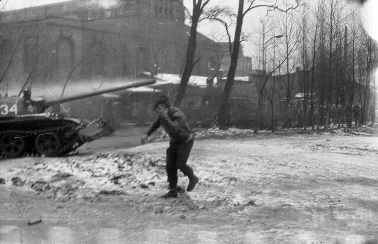 Katowice. Msza św. w intencji poległych na "Wujku" (zapowiedź)