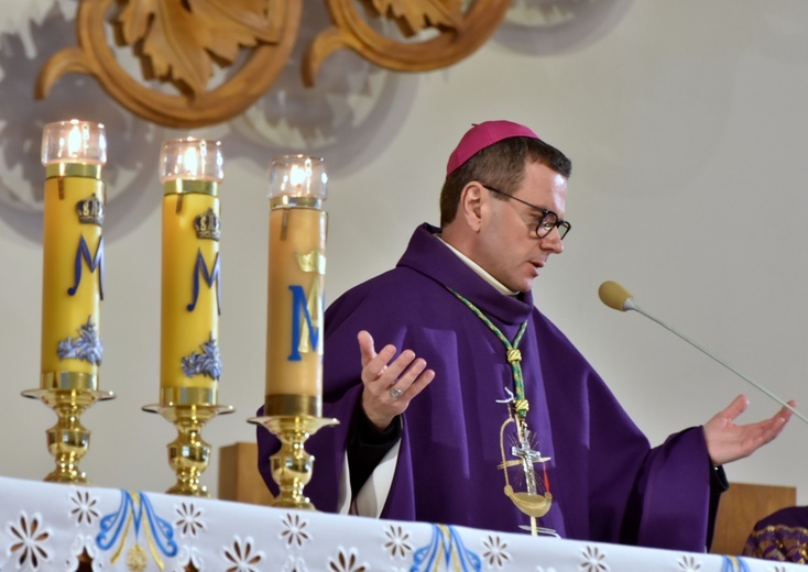 Płock. Pogrzeb Kazimierza Urbaniaka (1944-2020)