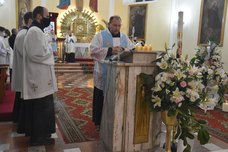 Przasnysz. Bp Marcinkowski w sanktuarium Matki Bożej