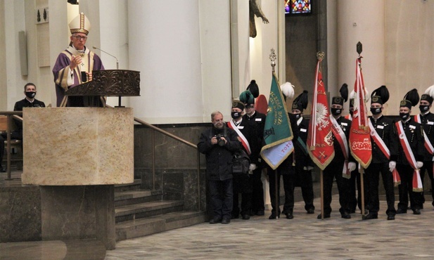 Abp Skworc w 39. rocznicę masakry na Wujku: Sądownictwo samo się nie oczyściło