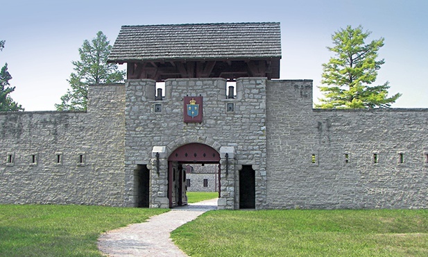 Fort de Chartres nad Missisipi, kamienny świadek francuskiego imperium kolonialnego w Ameryce.