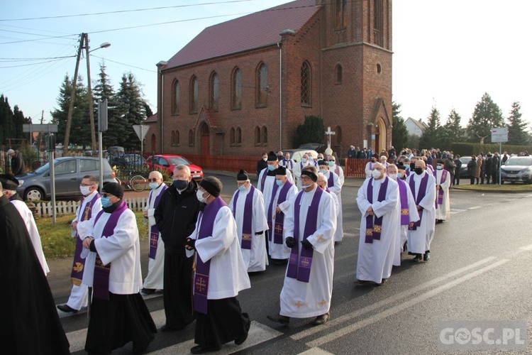 Pogrzeb ks. Wojciecha Miłka