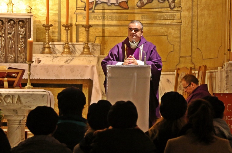 Odkrywać Eucharystię wciąż na nowo