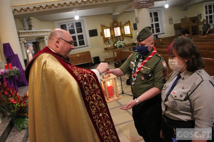 Przekazanie Betlejemskiego Światła Pokoju