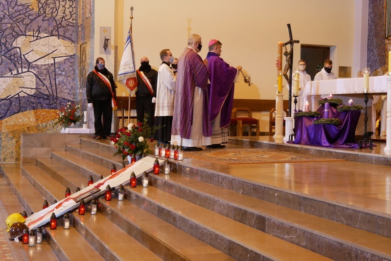 Msza św. w intencji ofiar Grudnia '70 w Gdyni