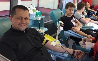 Koszalińskie szkoły najlepsze w konkursie "Młoda krew ratuje życie"