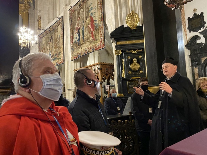 Patron Polski w Pustkowie Osiedlu