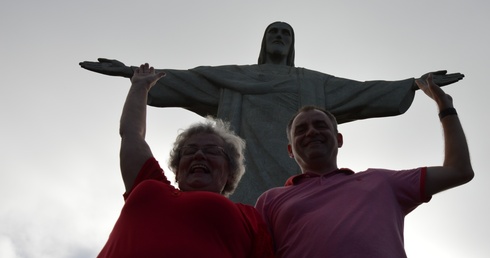 Biskup misjonarz wrócił z Rio de Janeiro do Krakowa