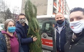 Rozdajemy choinki słuchaczom Radia eM
