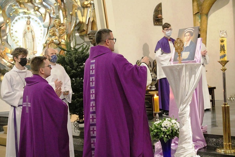 Wprowadzenie relikwii bł. Hanny Chrzanowskiej u bielskich salwatorianów