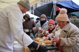 Wigilijne paczki dla ubogich