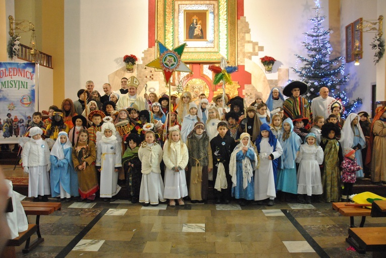 W tym roku kolędnicy misyjni nie przyjdą do naszych domów. My przyjdźmy do nich