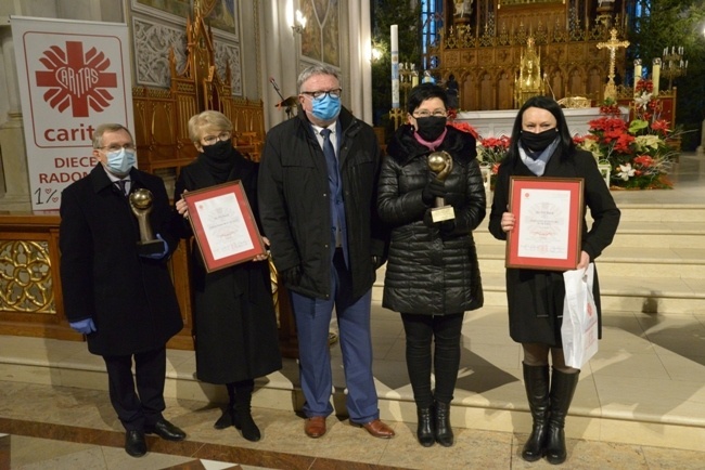 2020.12.18 - Złote Kule Caritas.