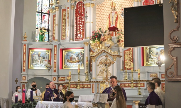Odpustowej modlitwie w Pierśćcu przewodniczył bp Piotr Greger