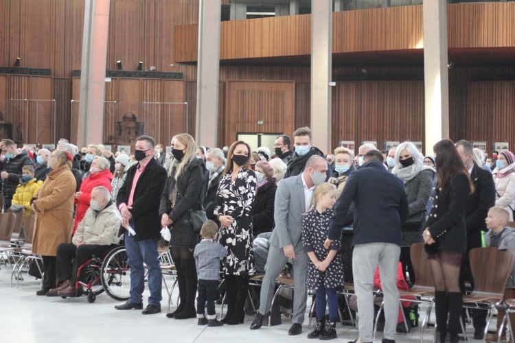 Jubileusze małżeńskie w świątyni na Wilanowie 